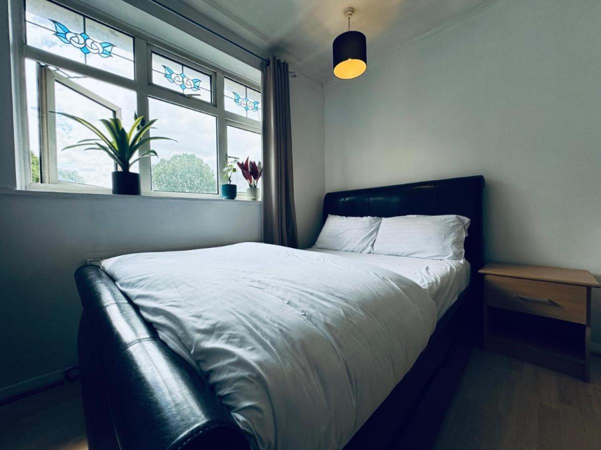 Whitechapel Lindley House R2 Hotel London Exterior photo